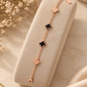 BRACELATE